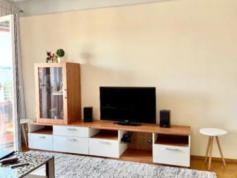 Izdavanje, jednosoban stan, 45m², Centar, Bar - image 4