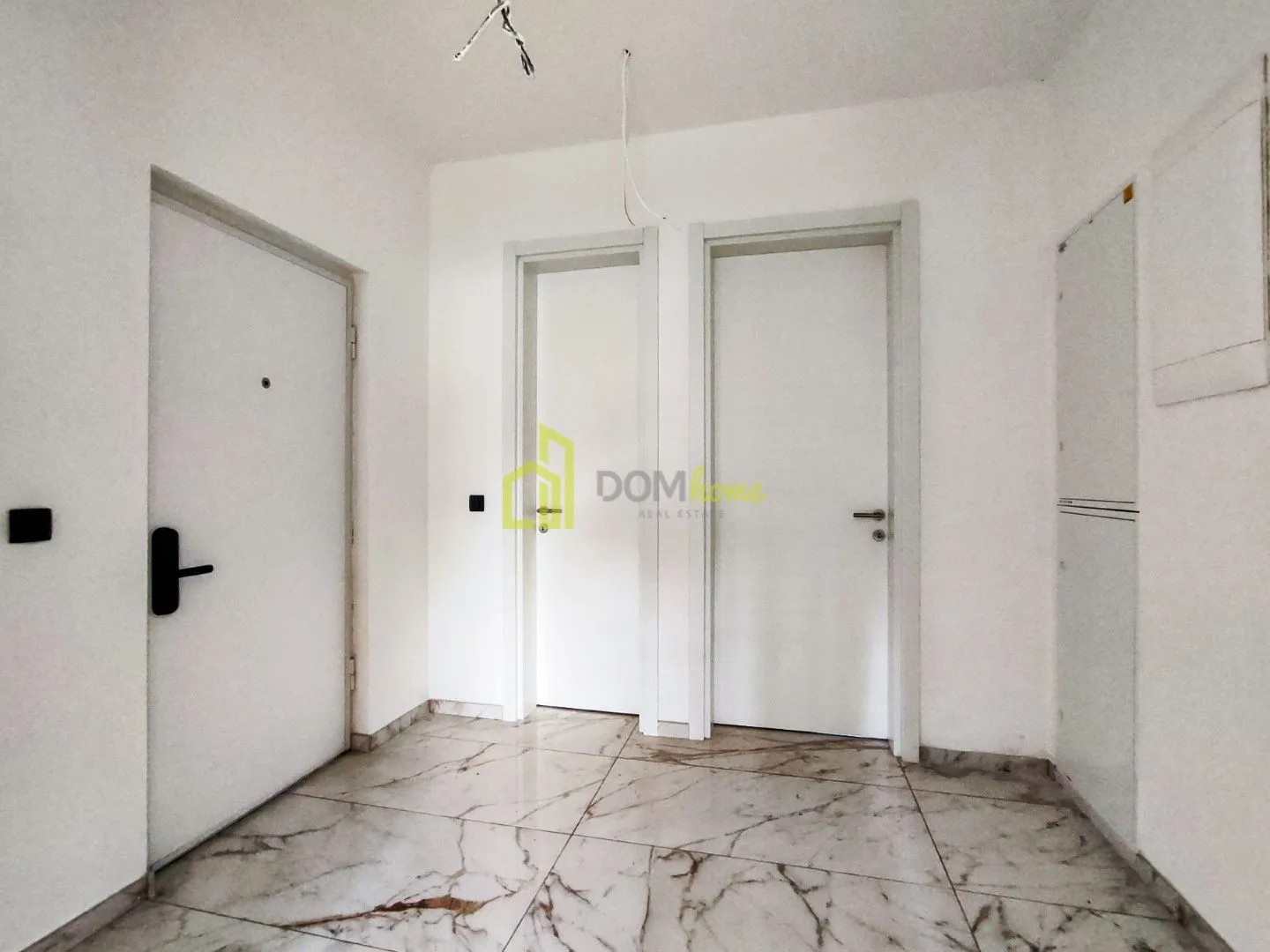 Prodaja, trosoban stan, 137m², Centar, Podgorica