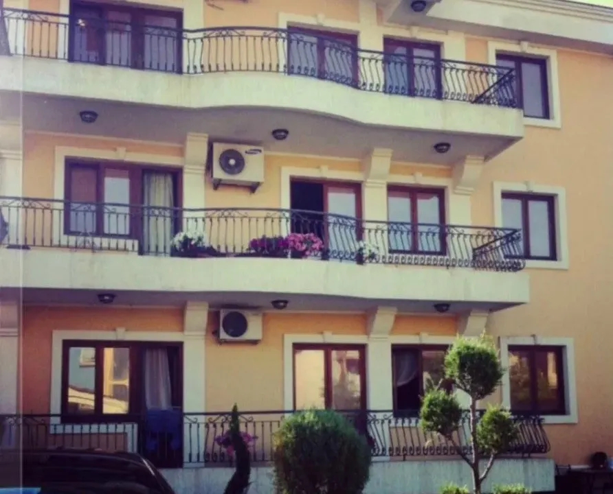 Rent, house, 156m², Stari Aerodrom, Podgorica