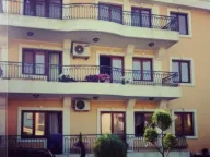 Rent, house, 156m², Stari Aerodrom, Podgorica - image 1