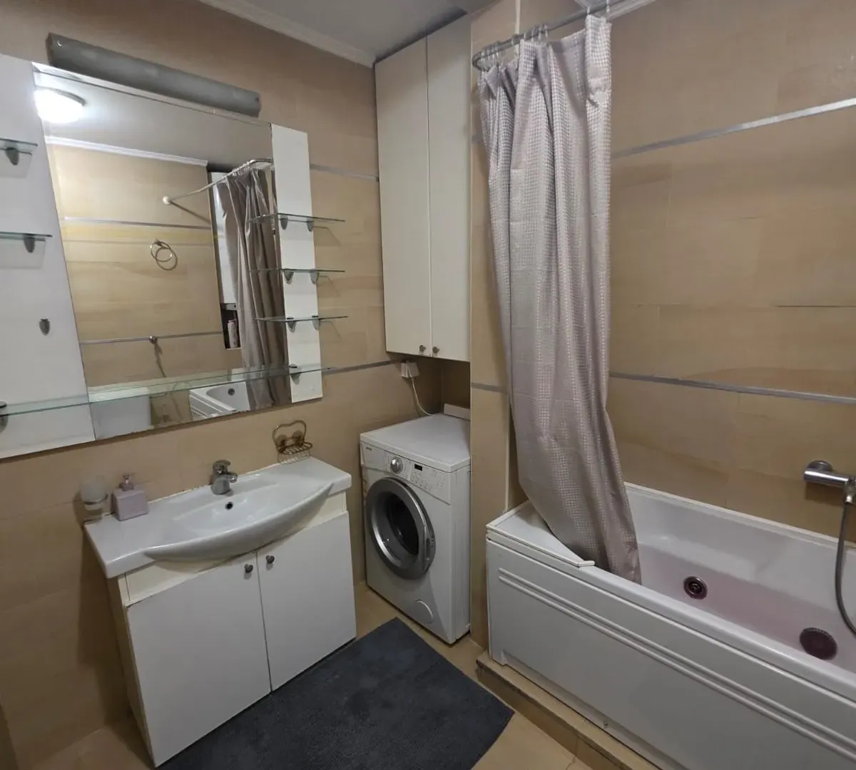 Sale, two bedroom apartment, 69m², Preko Morače, Podgorica