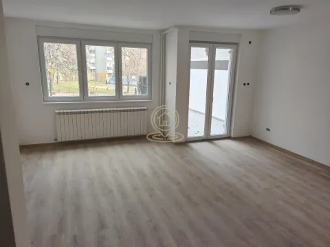 Rent, house, 120m², Šumice, Beograd - image 5