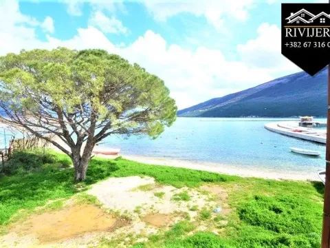 Sale, house, 200m², Kumbor, Herceg Novi - image 11