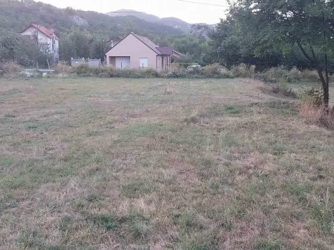 Sale, land lot, 1300m², Cetinje, Crna Gora - image 3