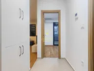 Izdavanje, dvosoban stan, 53m², New City, Podgorica - image 11