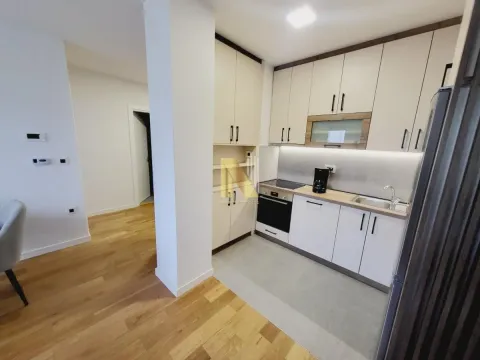 Izdavanje, dvosoban stan, 48m², Bulevar Evrope, Novi Sad Sve Podlokacije - image 5