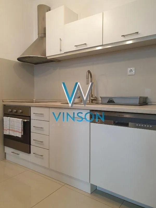 Izdavanje, jednosoban stan, 44m², Centar, Novi Sad