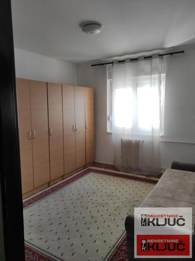 Izdavanje, dvosoban stan, 41m², Sajmište, Novi Sad