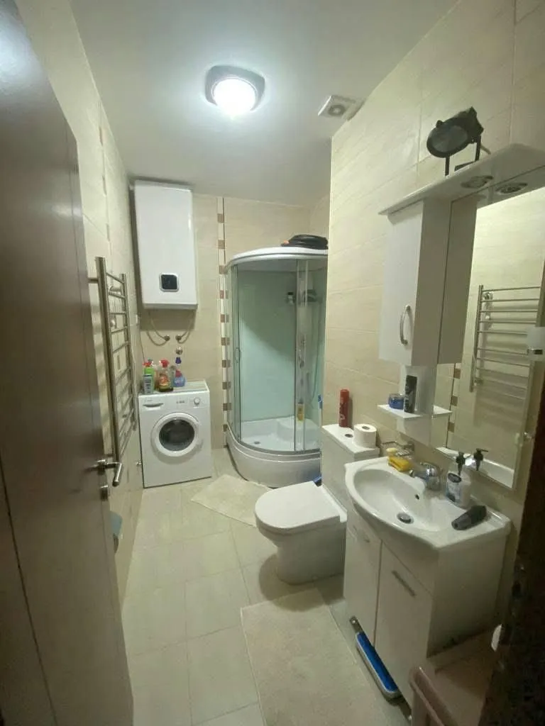 Rent, one bedroom apartment, 70m², Bečići, Budva