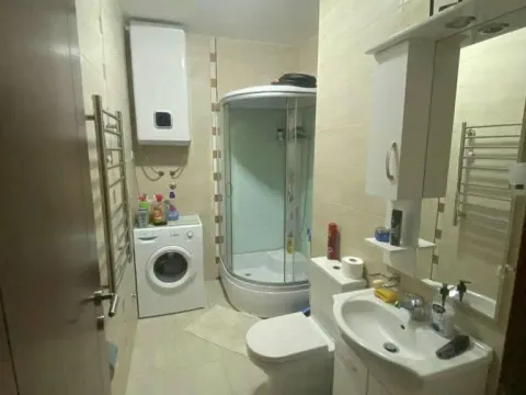 Rent, one bedroom apartment, 70m², Bečići, Budva - image 9