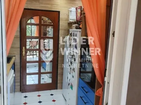 Sale, three bedroom apartment, 85m², Labudovo Brdo, Beograd - image 2