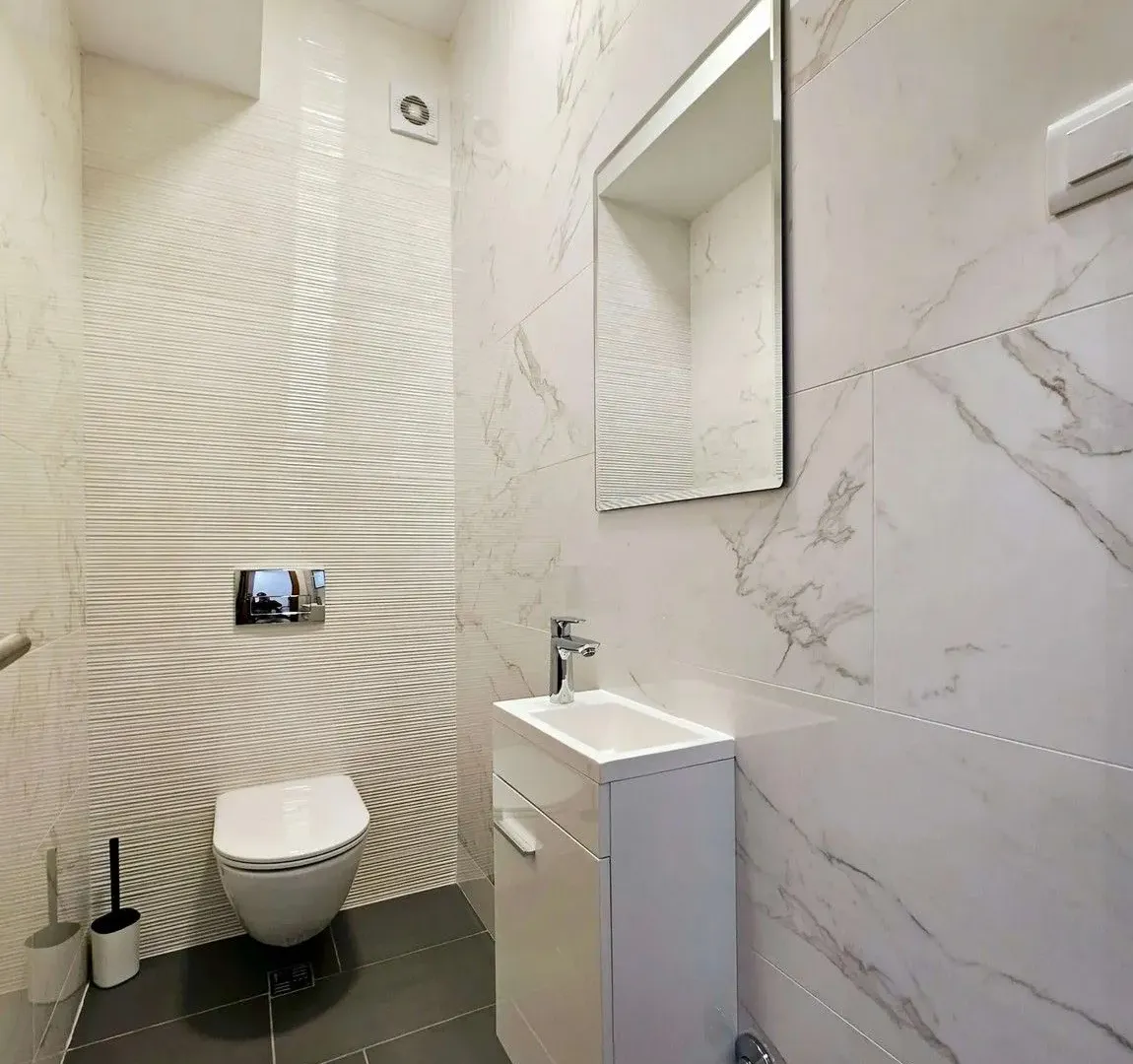 Sale, two bedroom apartment, 73m², Komoševina, Budva