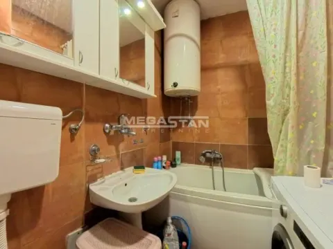 Prodaja, trosoban stan, 76m², Stari Grad, Beograd - image 8