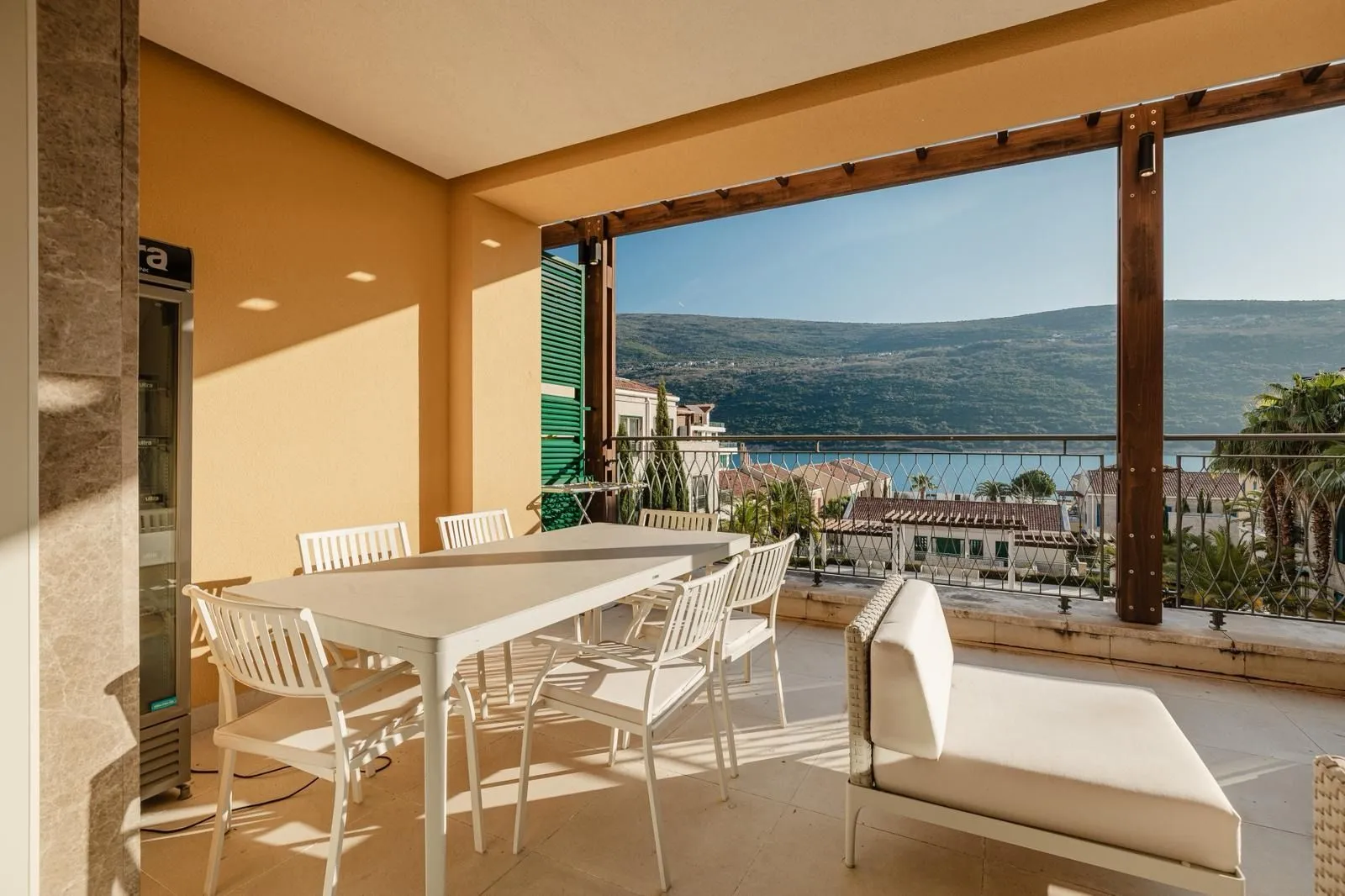 Prodaja, dvosoban stan, 171m², Herceg Novi, Crna Gora
