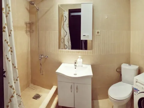 Izdavanje, jednosoban stan, 60m², Blok 5, Podgorica - image 3