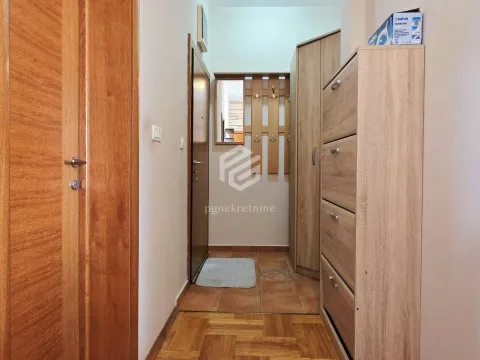 Izdavanje, jednosoban stan, 56m², Stari Aerodrom, Podgorica - image 11