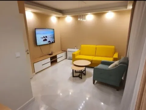 Rent, two bedroom apartment, 55m², Kalimanj, Tivat - image 9