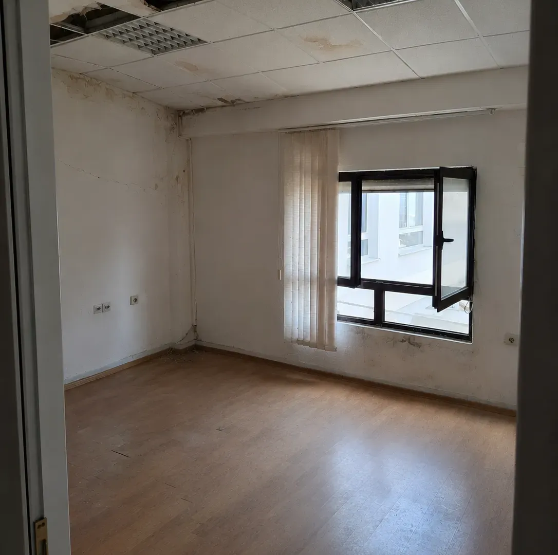 Rent, office space, 95m², Stari Aerodrom, Podgorica