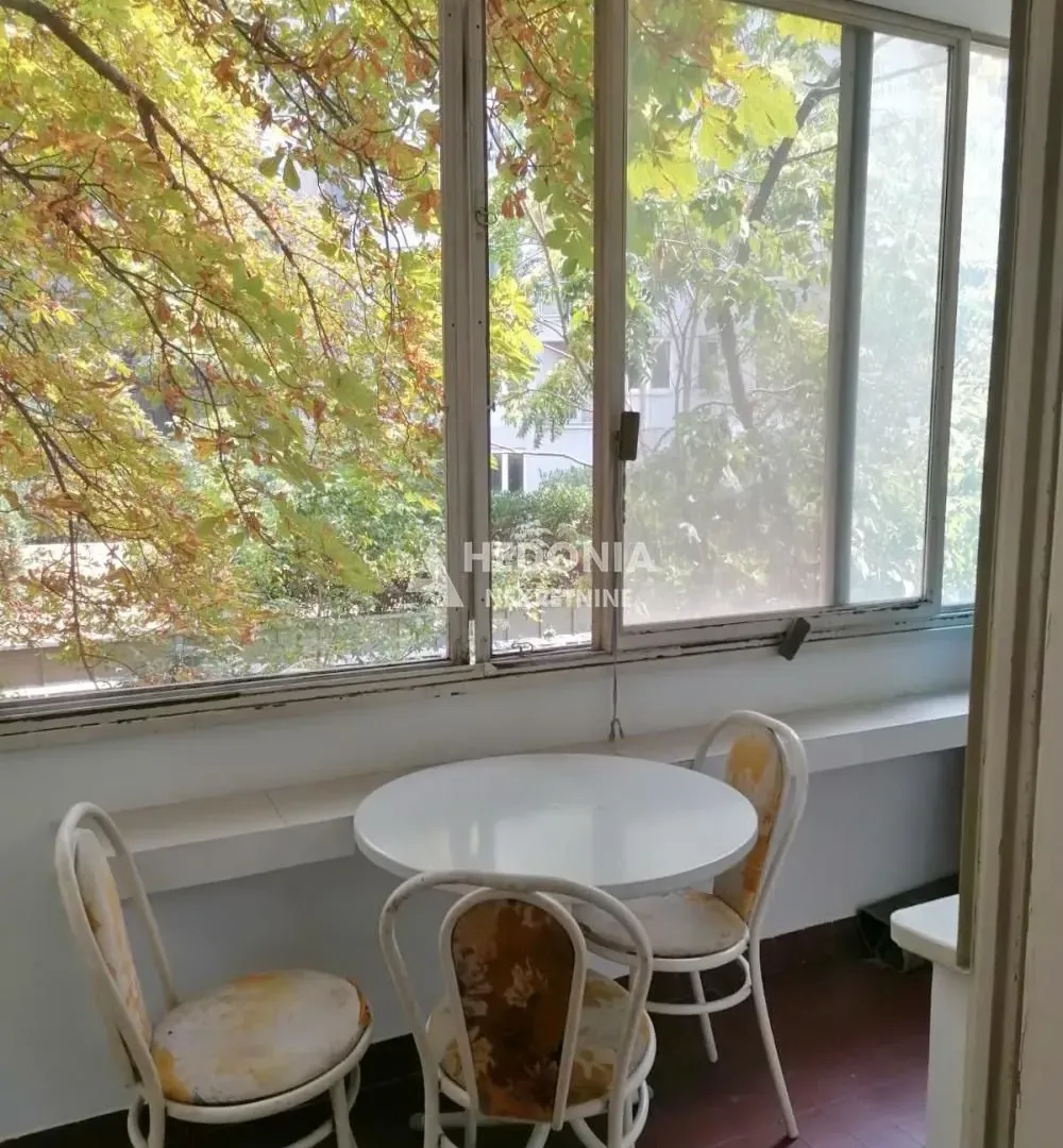 Izdavanje, trosoban stan, 70m², Slavija, Vračar Sve Podlokacije