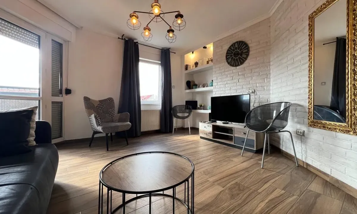 Prodaja, stan, 50m², Adamovićevo Naselje, Novi Sad Sve Podlokacije