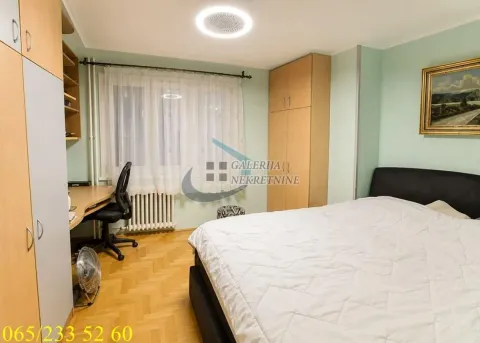 Izdavanje, četvorosoban stan, 90m², Novi Beograd Blok 61, Novi Beograd Sve Podlokacije - image 6