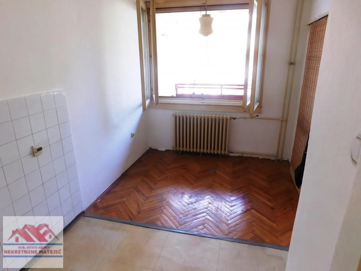 Prodaja, jednosoban stan, 42m², Stanovo, Kragujevac