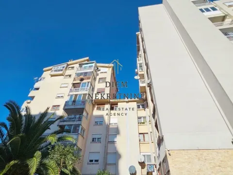 Sale, two bedroom apartment, 60m², Makedonsko naselje, Bar - image 4