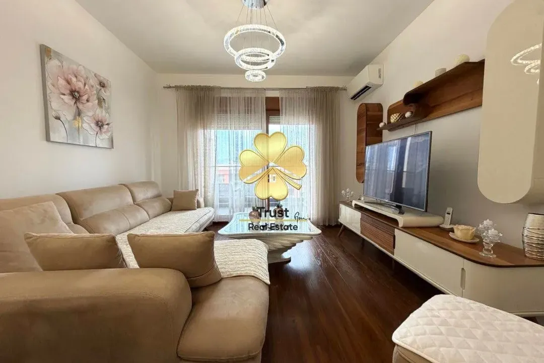 Rent, one bedroom apartment, 50m², Master Kvart, Podgorica