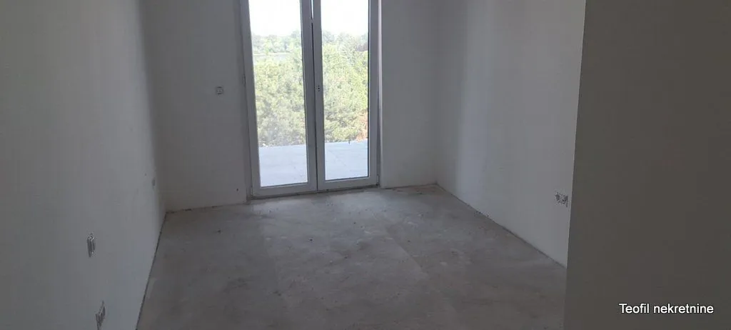 Prodaja, trosoban stan, 82m², Stari Banovci, Stara Pazova