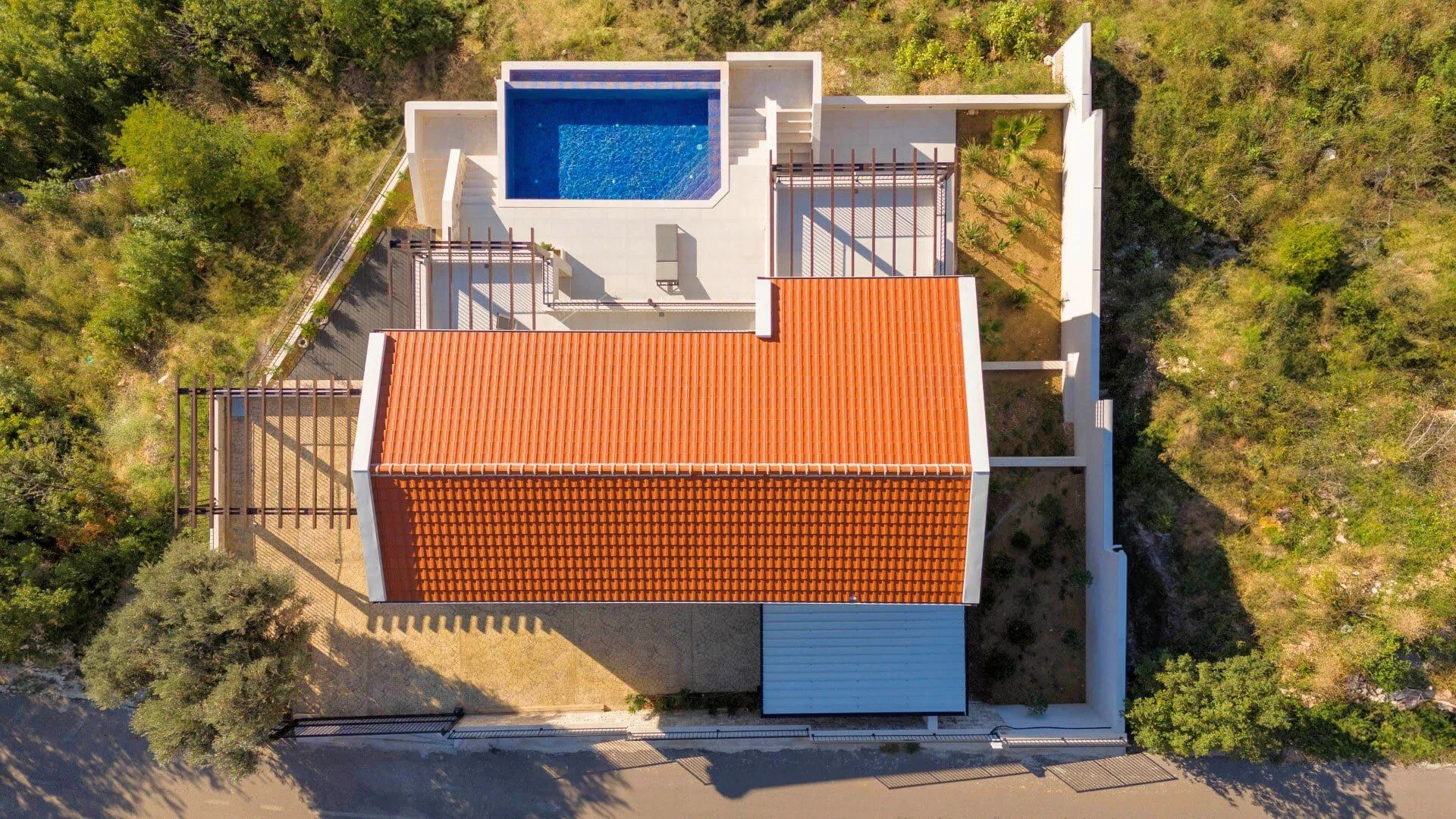 Sale, house, 420m², Blizikuće, Budva