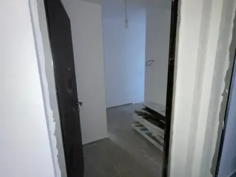 Prodaja, dvosoban stan, 80m², Pobrežje, Podgorica - image 13