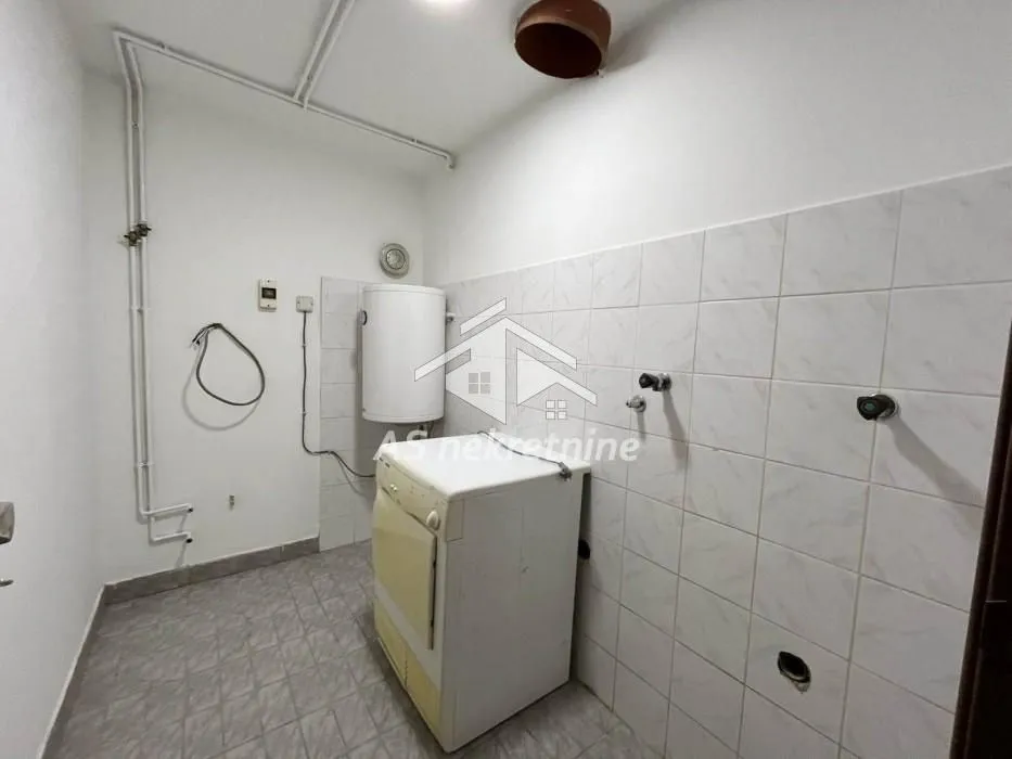 Prodaja, kuća, 252m², Zvezdara Sve Podlokacije, Beograd