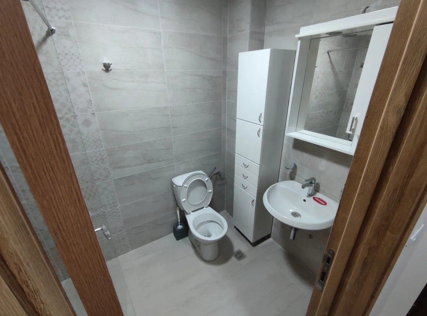 Izdavanje, jednosoban stan, 48m², Stari Aerodrom, Podgorica