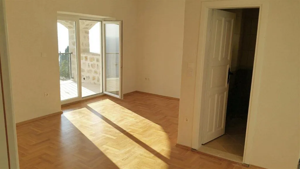 Sale, house, 500m², Drobni pijesak, Budva