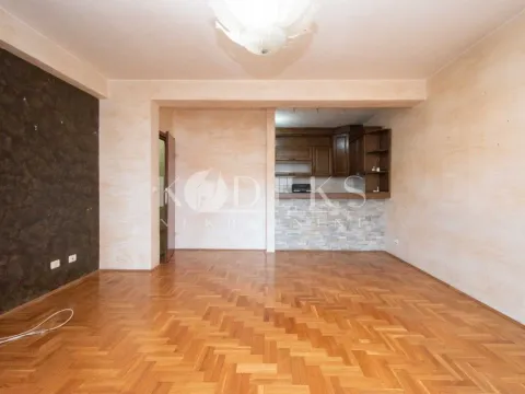 Izdavanje, jednosoban stan, 58m², Vezirov Most, Podgorica - image 1