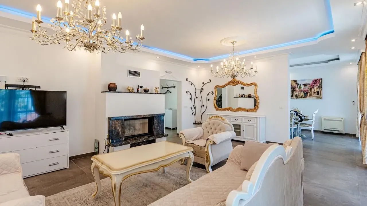 Daily-rent, three bedroom apartment, 160m², Blizikuće, Budva