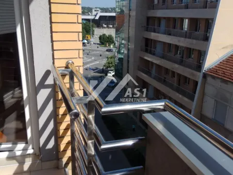 Izdavanje, dvosoban stan, 46m², Centar, Novi Sad - image 10