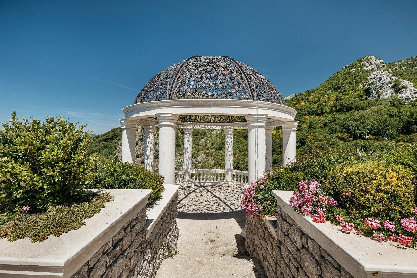 Sale, house, 1777m², Kuljače, Budva