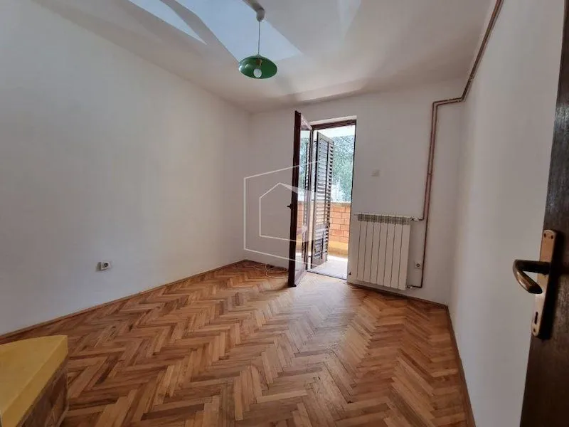 Prodaja, stan, 90m², Cetinje, Crna Gora