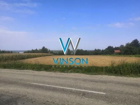 Zemljište in Banoštor