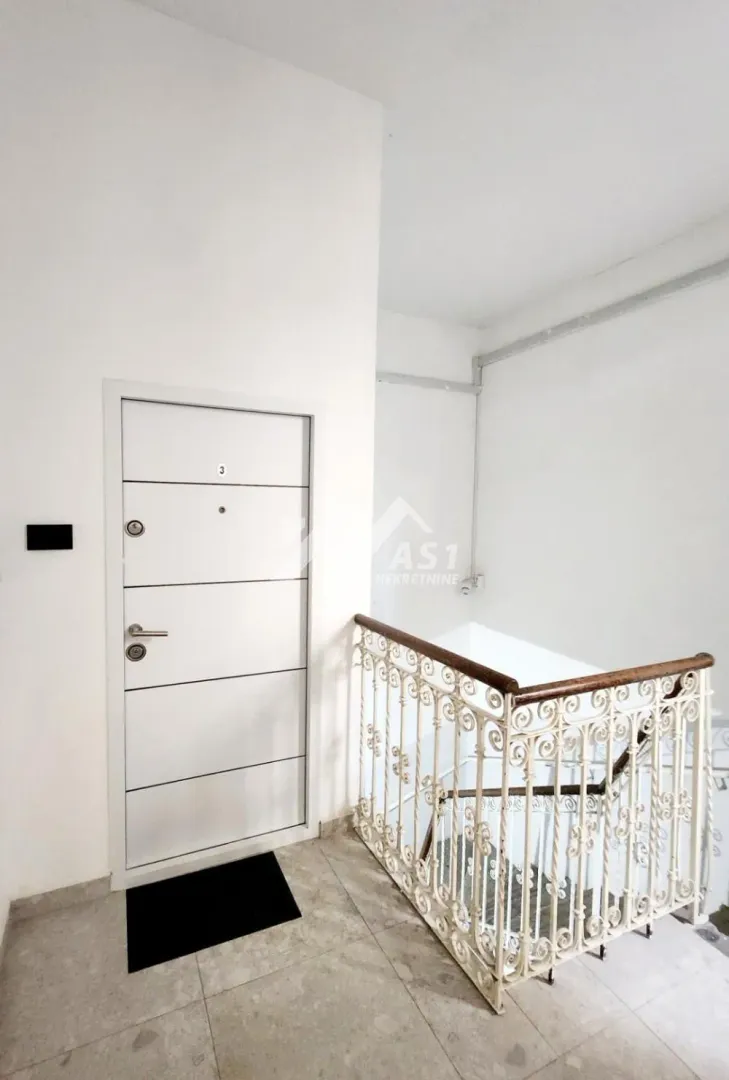 Rent, office space, 42m², Centar, Novi Sad