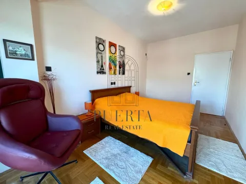 Rent, two bedroom apartment, 76m², Centar, Podgorica - image 11