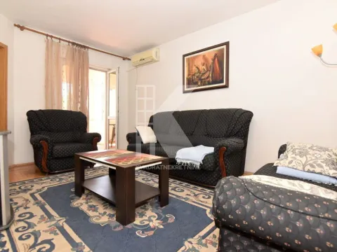 Izdavanje, jednosoban stan, 43m², Centar, Podgorica - image 2