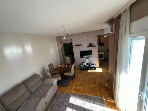 Prodaja, jednosoban stan, 46m², Stari Aerodrom, Podgorica - image 5