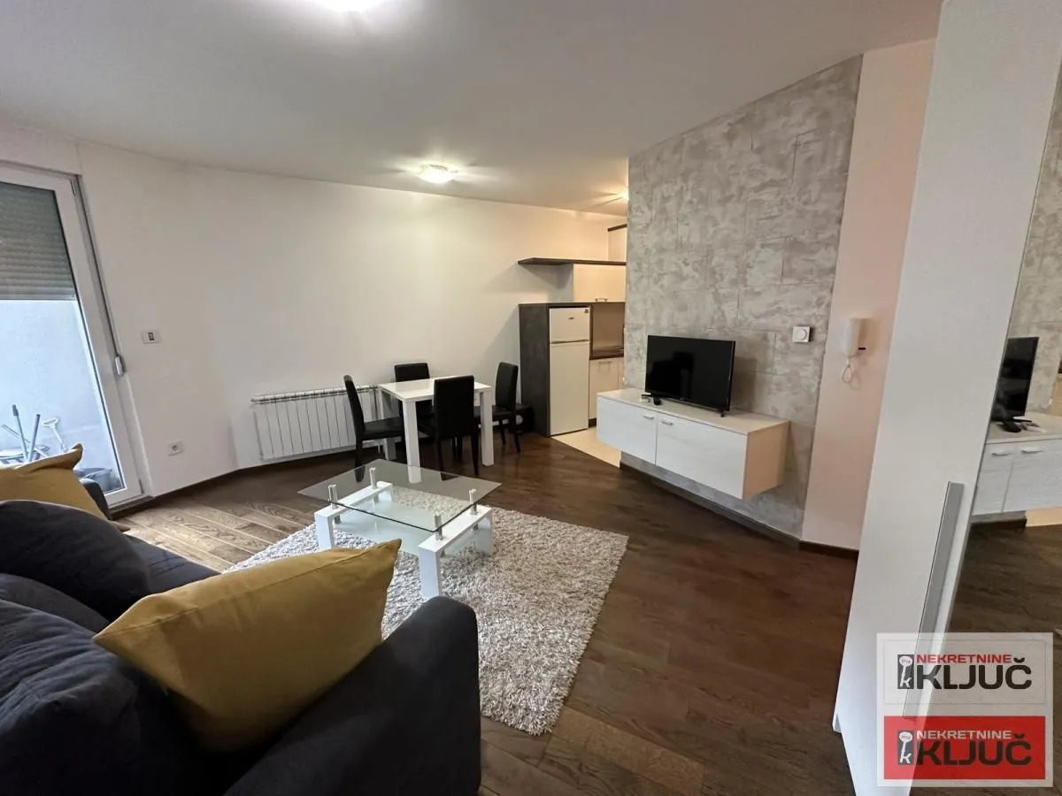 Rent, one bedroom apartment, 32m², Bulevar Evrope, Novi Sad Sve Podlokacije