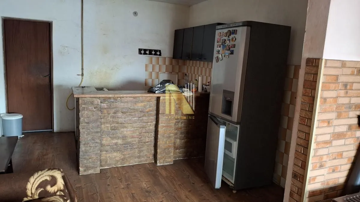 Sale, house, 450m², Veternik, Novi Sad Sve Podlokacije