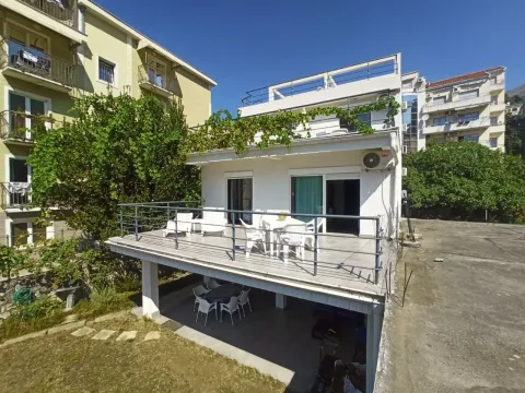 Izdavanje, jednosoban stan, 65m², Lazi, Budva - image 11