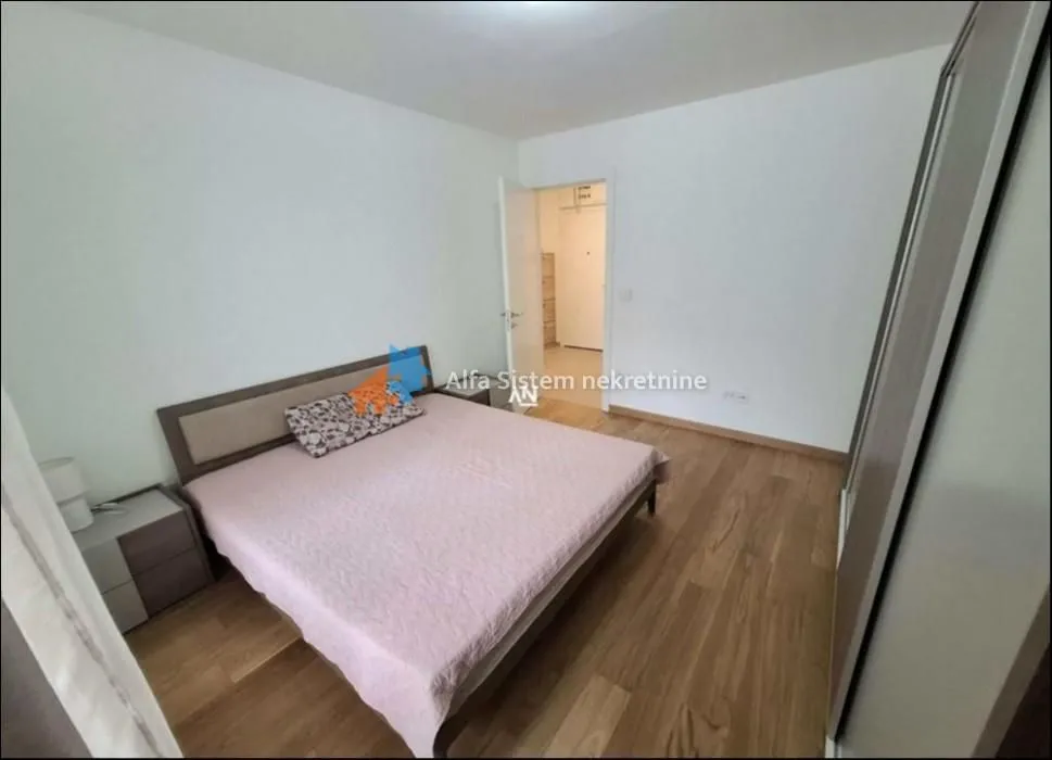 Izdavanje, dvosoban stan, 60m², Novi Beograd Blok 65, Novi Beograd Sve Podlokacije