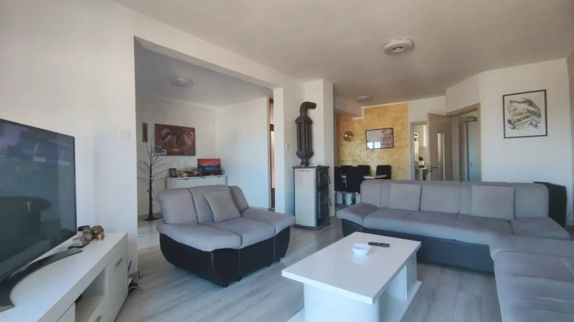 Sale, three bedroom apartment, 109m², Dubovica, Budva