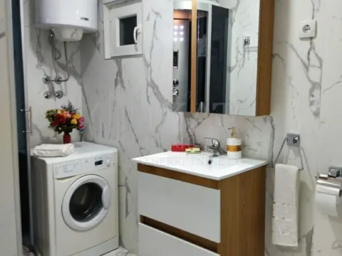 Izdavanje, dvosoban stan, 63m², Stari Grad, Beograd - image 6